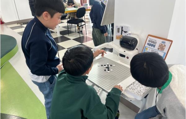 충북교육청 교육도서관, 책 읽는 공간을 넘어 창작의 공간으로 변신한 '빛나래' 연중 운영 기사 이미지
