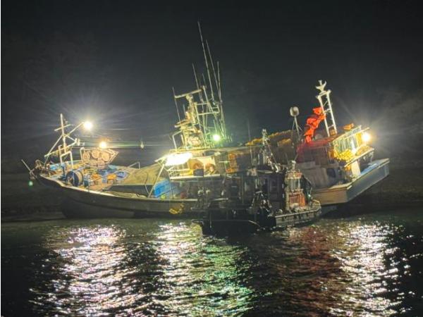 사천해경, 씨앗섬 인근 좌주 선박 안전조치 기사 이미지