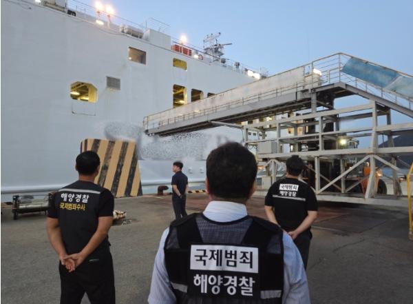 완도해경, 추석 연휴 앞두고 여객선 이용 밀입국 등 예방 강화 기사 이미지